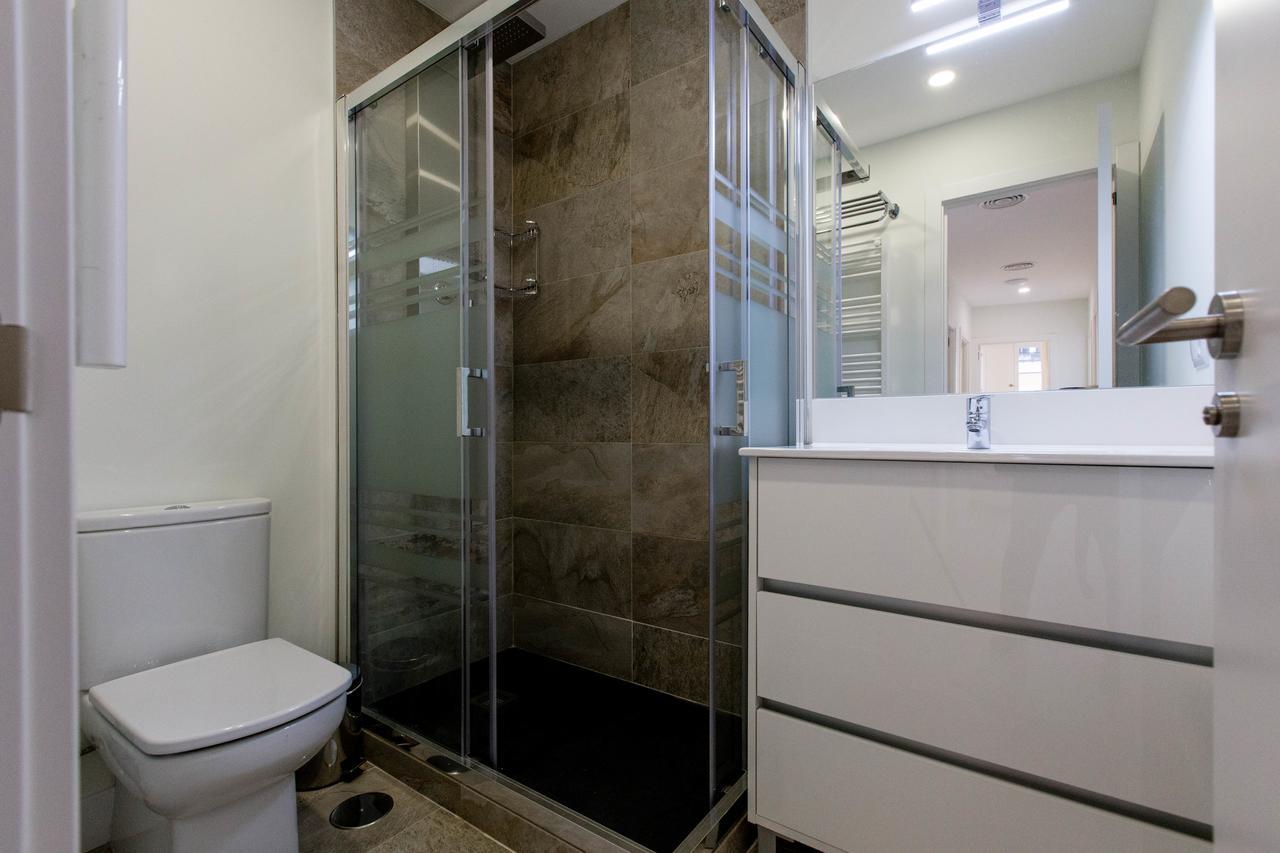 شقة Bookinmadrid Com - Cascorro Sq 18 Pax المظهر الخارجي الصورة